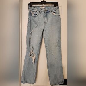 Abercrombie & Fitch Light Wash Straight Leg Jeans Size 27